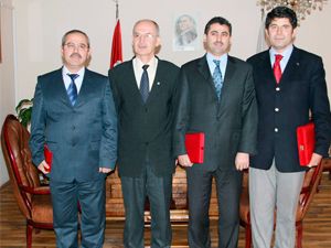 Başarılı personele ödülleri verildi