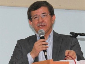 Davutoğlu, Türkiye'nin Mülteci Politikasını Değerlendirdi