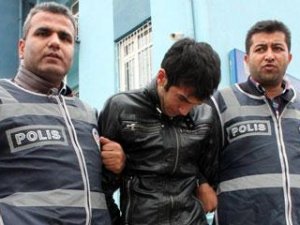 Kendisinden ayrılmak isteyen sevgilisini öldürdü