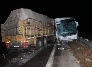 Konya'da trafik kazası: 2 yaralı