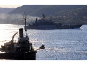 Çanakkale Boğazı'ndan Rus Savaş Gemisi Geçti