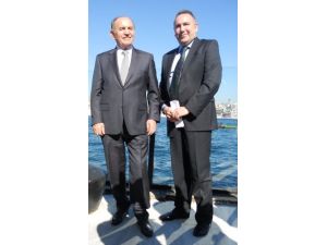 Kadir Topbaş: 35. Vodafone İstanbul Maratonu Ülke Ekonomisine Katkı Sağlayacak