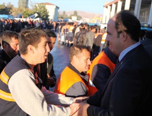 Başkan Altay personeliyle bayramlaştı