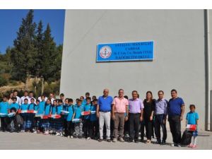 Matso'dan İhtiyaç Sahibi Öğrencilere Çanta Ve Ayakkabı Yardımı