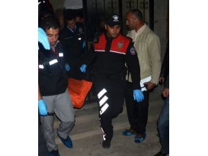 Iğdır'daki Cinnetin Kurbanları Trabzon Adli Tıp Kurumu'na Gönderildi