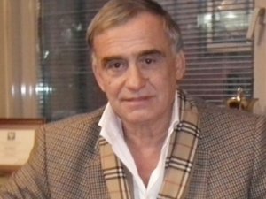 Ünlü teknik direktör hayatını kaybetti