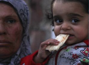 İslam dünyasına: Suriyeliler bari açlıktan ölmesin