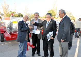 Yangın söndürme arazözleri teslim edildi