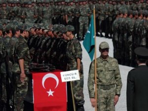 750 bin kaçak asker için düğmeye bastı