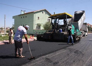 Karatay'da otobüs güzergahları asfaltlandı