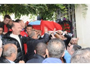 Kadir Özcan, Son Yolculuğuna Uğurlandı