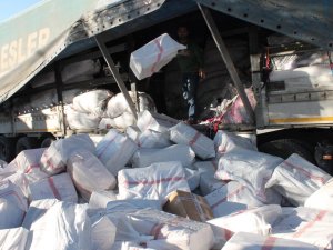 TIR'da 1,5 milyon liralık kaçak sigara ele geçirildi