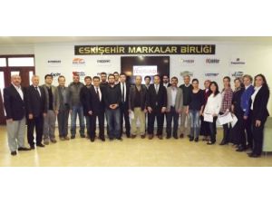 Proje Eğitimi Yazma Eğitimini Tamamlayan Kursiyerlere Sertifika Verildi