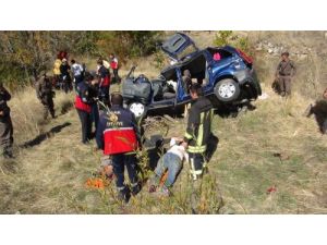 Güneşlik Düzeltirken Kontrolü Kaybetti: 1 Ölü, 5 Yaralı