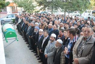 Ahmet Orhan hayatını kaybetti