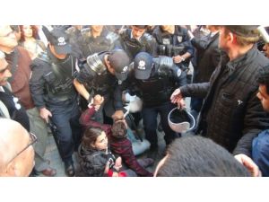 Polis İle Eylemciler Arasında Gerginlik Yaşandı
