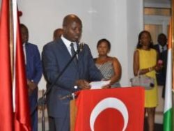 Drogba'nın babası Cumhuriyet resepsiyonunda