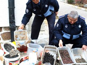 Zabıtadan bozuk gıda operasyonu