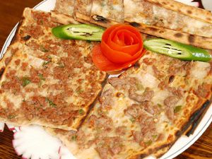 ‘Etli ekmek yemeden gitmiyorlar’