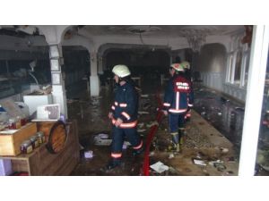Mangal Ateşi Restoranı Yaktı