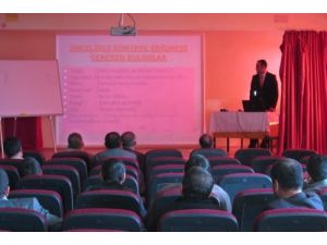 Servis Şoförlerine Seminer Verildi
