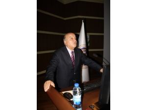 "Çevre Problemi Sağlıklı Kentleşme Yolundaki En Büyük Engeldir"