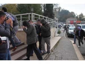 Uyuşturucu Operasyonunda 15 Kişi Gözaltına Alındı