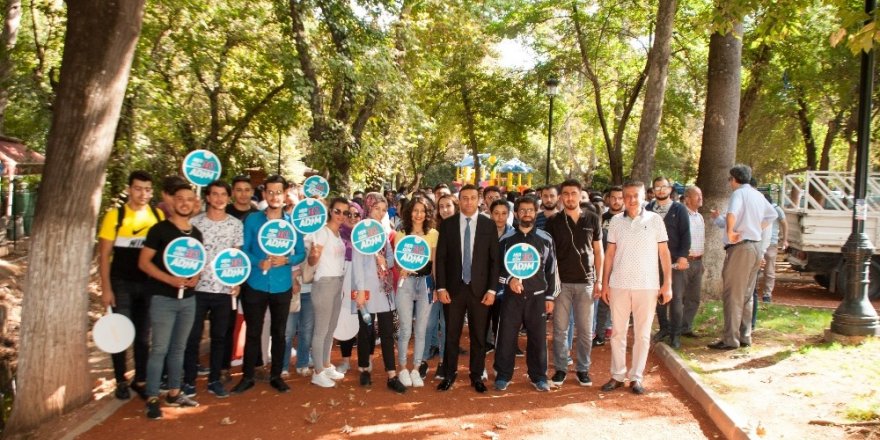 Oğuzeli MYO öğrencilerinden Dünya Yürüyüş Günü etkinliği