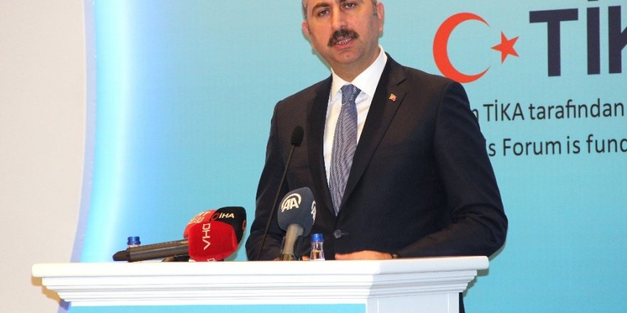 Adalet Bakanı Gül: “Halkbank’la ilgili açılan davanın hukuki olmaktan ziyade siyasi olduğu açıktır”