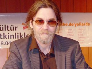 Alman yazar Hohlbein öğrencilerle buluştu