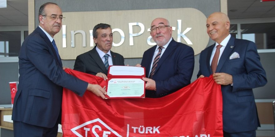 TSE Başkanı Şahin, Konyalı firmalara belgelerini verdi