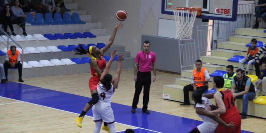 Kadınlar Basketbol Süper Ligi: Elazığ İl Özel İdare: 83 - Kayseri Basketbol: 68