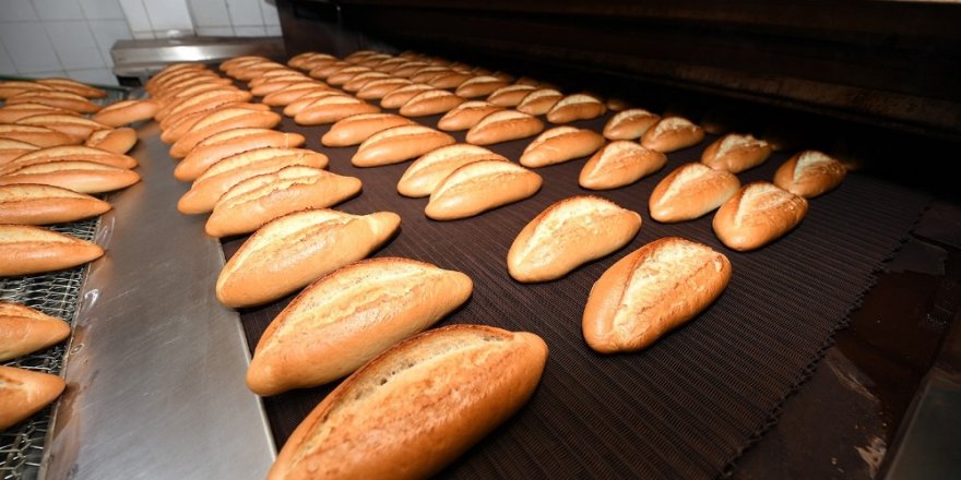 Mersin’de Halk Ekmek Fabrikası’nda iyileştirme çalışmaları sürüyor