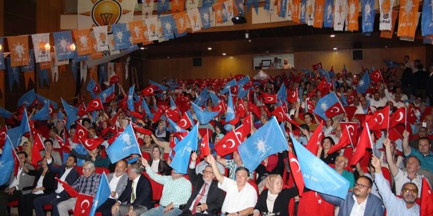 AK Parti Efeler İlçe Danışma Meclisi Toplantısı yapıldı