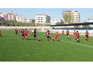 Siirt’te Bayanların Mücadelesini Belediye Vanspor Kazandı