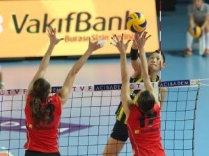 Vakıfbank: 3 – Fenerbahçe: 0