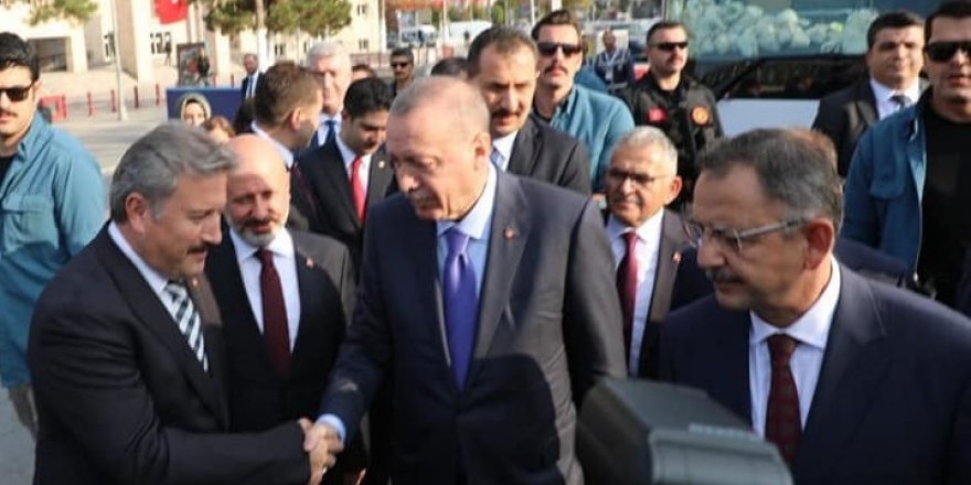 Başkan Mustafa Palancıoğlu, Cumhurbaşkanı Recep Tayyip Erdoğan’a Melikgazi’nin 5 yatırımı hakkında bilgi verdi