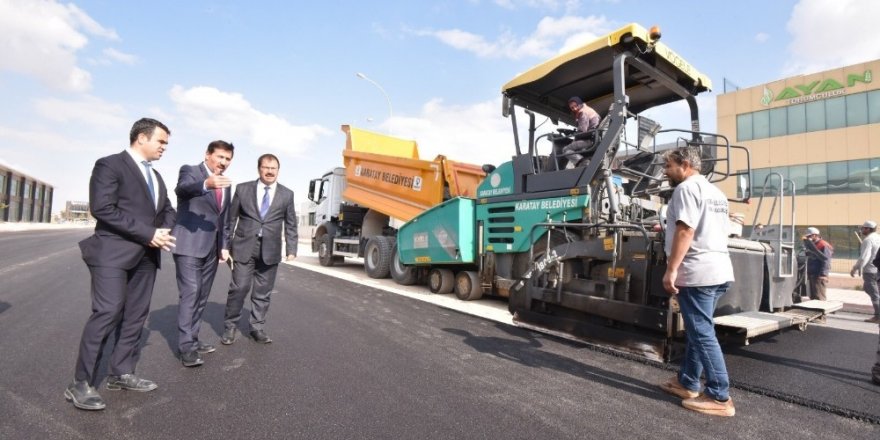 Başkan Kılca, sanayi bölgelerindeki yol asfaltlama çalışmalarını inceledi