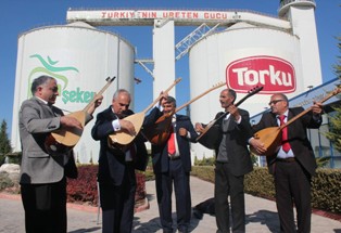 Halk Ozanları Konya Şeker'i gezdi