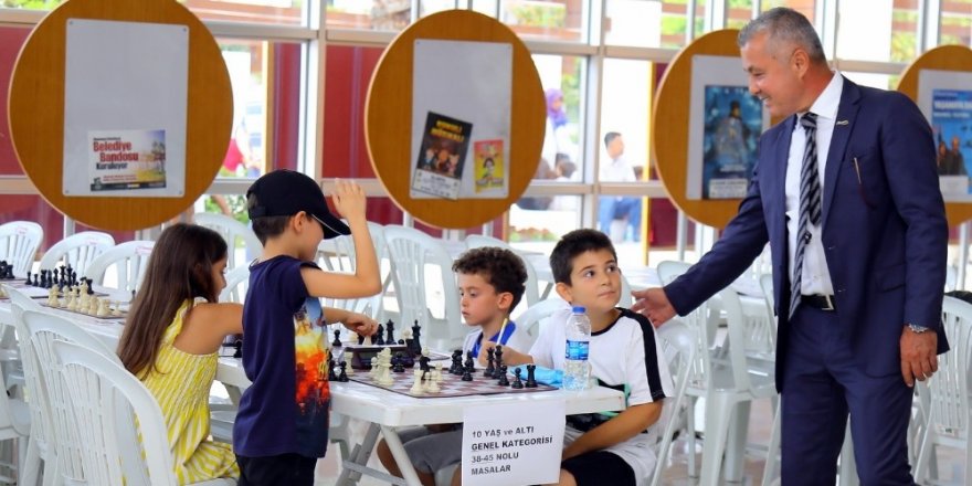 Manavgat Belediyesinden Satranç turnuvası