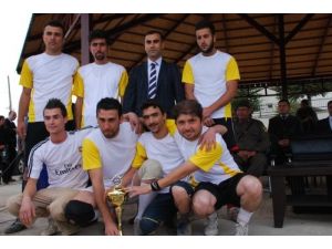 Kızılören'de Futbol Turnuvası Coşkusu