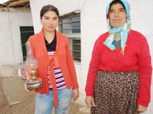 15 yıldır elektrikleri yok