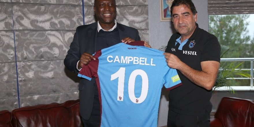 Trabzonspor’un eski futbolcusu Kevin Campbell, bordo-mavili kulübü ziyaret etti