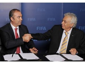 Kıbrıs Türk Ve Rum Futbol Federasyonları Arasında İmzalanan Ortak Metin