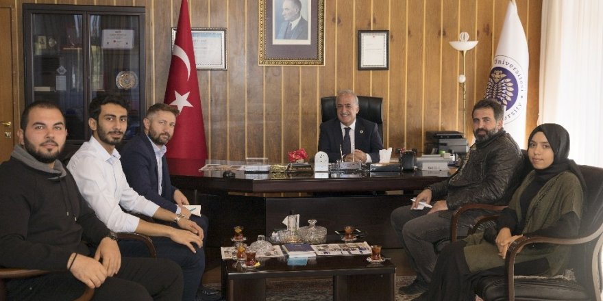 Rektör Çomaklı, Türkiye Gençlik Vakfı yöneticileri ile bir araya geldi