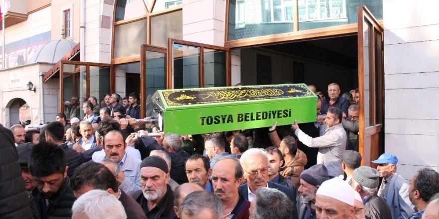 Erzurum’da hayatını kaybeden Tosyalılar defnedildi