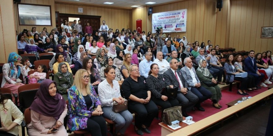 Mersin’de ’Meme kanseri farkındalık semineri’ düzenlendi