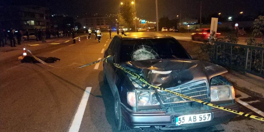 Samsun’da taziyeden dönen kadınlara otomobil çarptı: 2 ölü