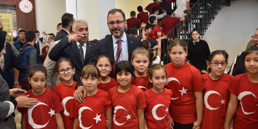 Gençlik ve Spor Bakanı Mehmet Kasapoğlu: ”Kadın odaklı spor stratejisi geliştiriyoruz”