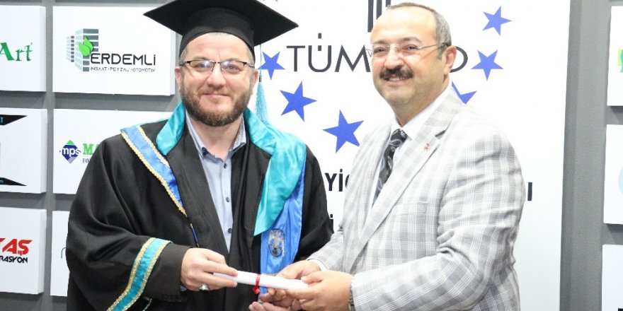 TÜMSİAD Konya Şubesinde diploma heyecanı